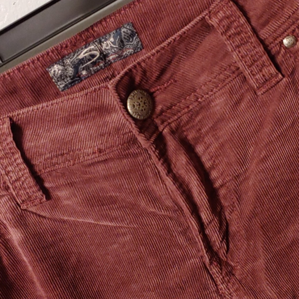 Silver Jeans Co plum colored corduroy jeans
